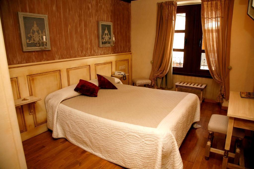 Hotel Villa De Торла Номер фото